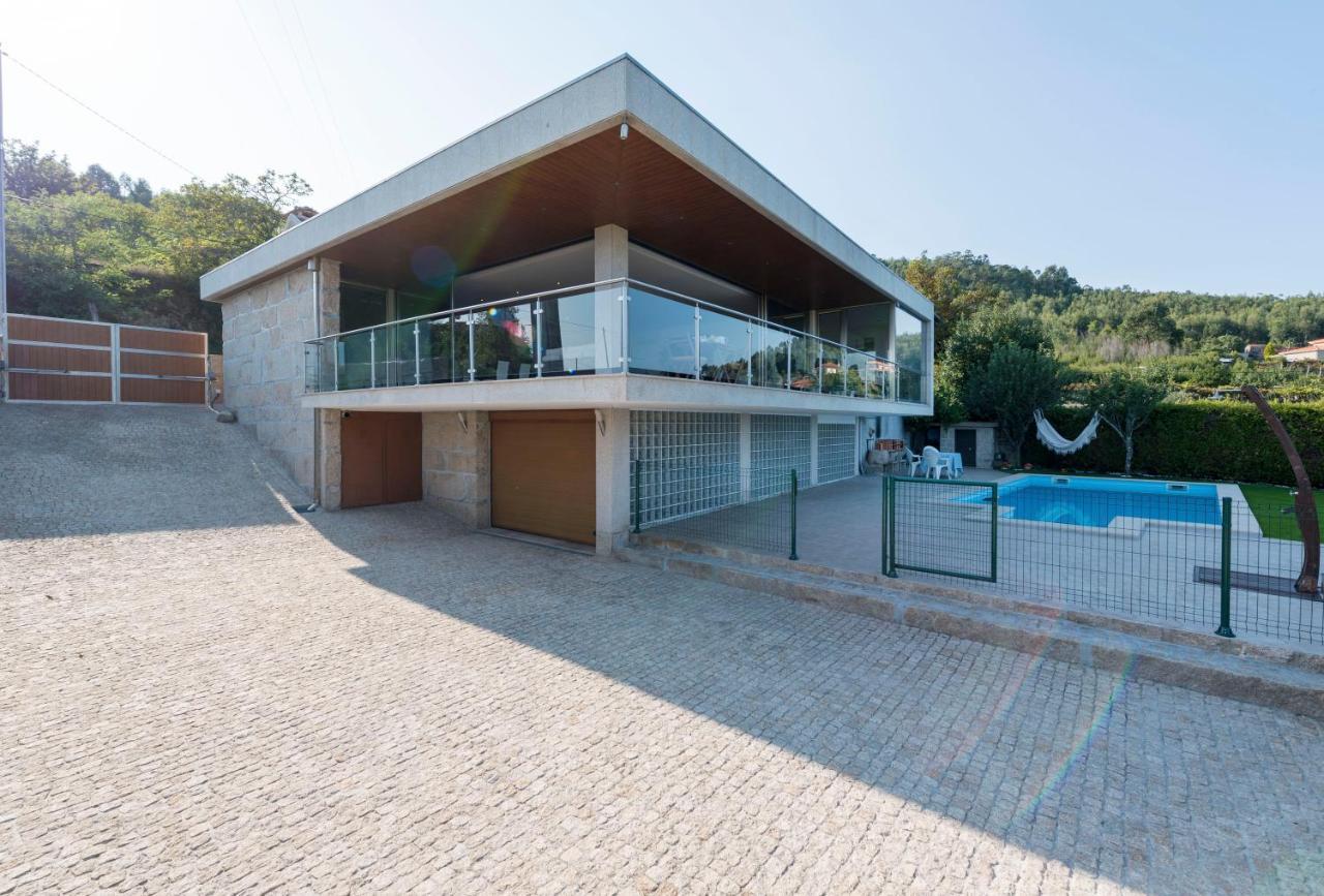 Lovelystay - Casa Guimas Penafiel Exteriér fotografie